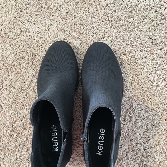 Kensie brand, Gray leather booties- size 8 - Picture 2 of 5